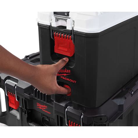 milwaukee packout cooler box